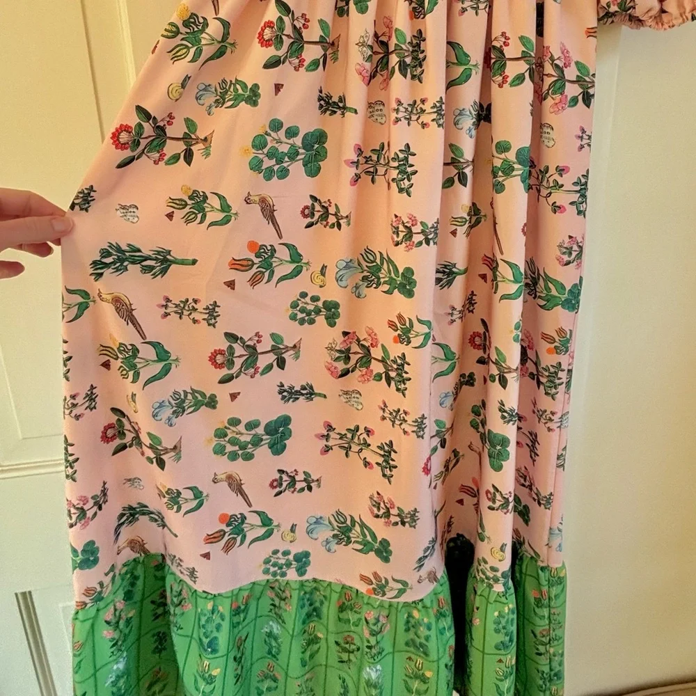 Pink and green botanical puff sleeve midi - Picture 3 of 8